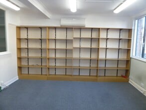 58-59 Victoria Rd, Surbiton to rent Interior Photo- Image 2 of 4