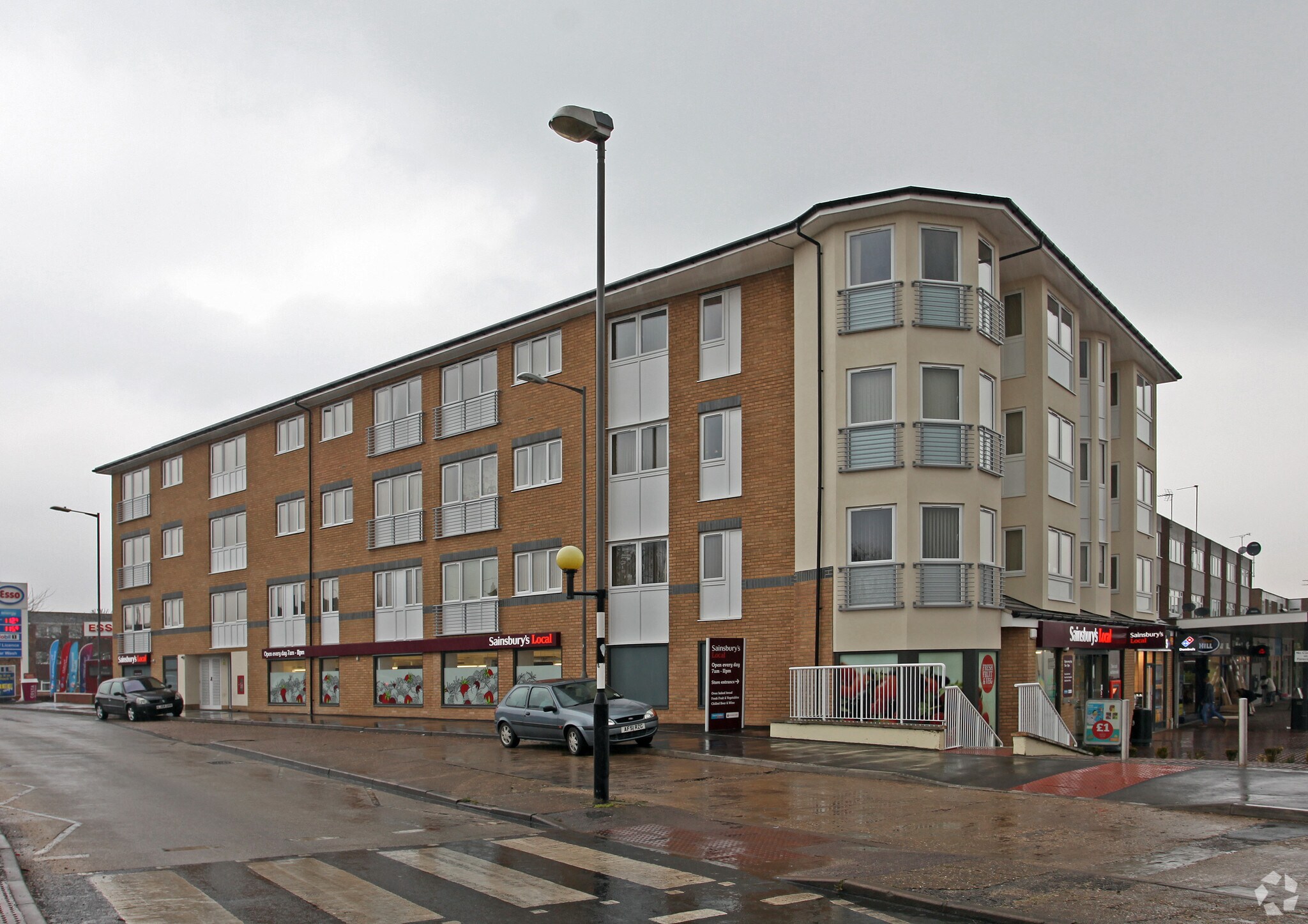 Jansel Sq, Aylesbury for sale Primary Photo- Image 1 of 4
