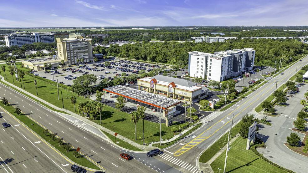 5600 Butler National Dr, Orlando, FL for sale - Building Photo - Image 1 of 45