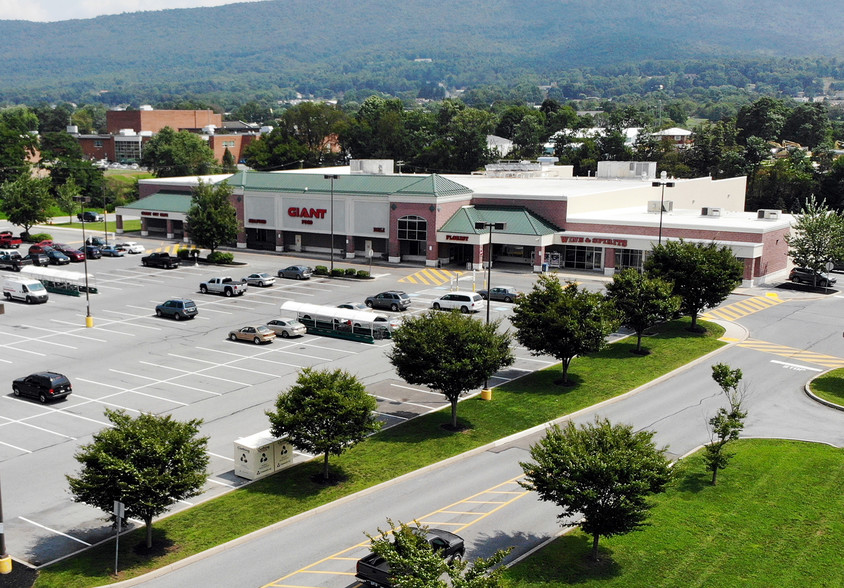 360 S 2nd St, Mcconnellsburg, PA for sale - Building Photo - Image 1 of 1