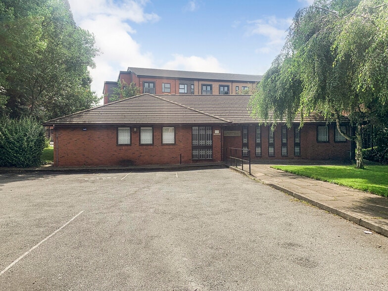 21 Halefield St, St Helens for sale - Building Photo - Image 1 of 1