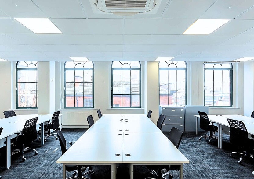 21-23 Castle Gate, Nottingham to rent - Interior Photo - Image 2 of 23