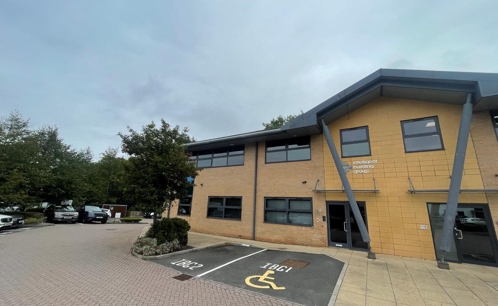 Lower Meadow Rd, Wilmslow for sale Primary Photo- Image 1 of 1