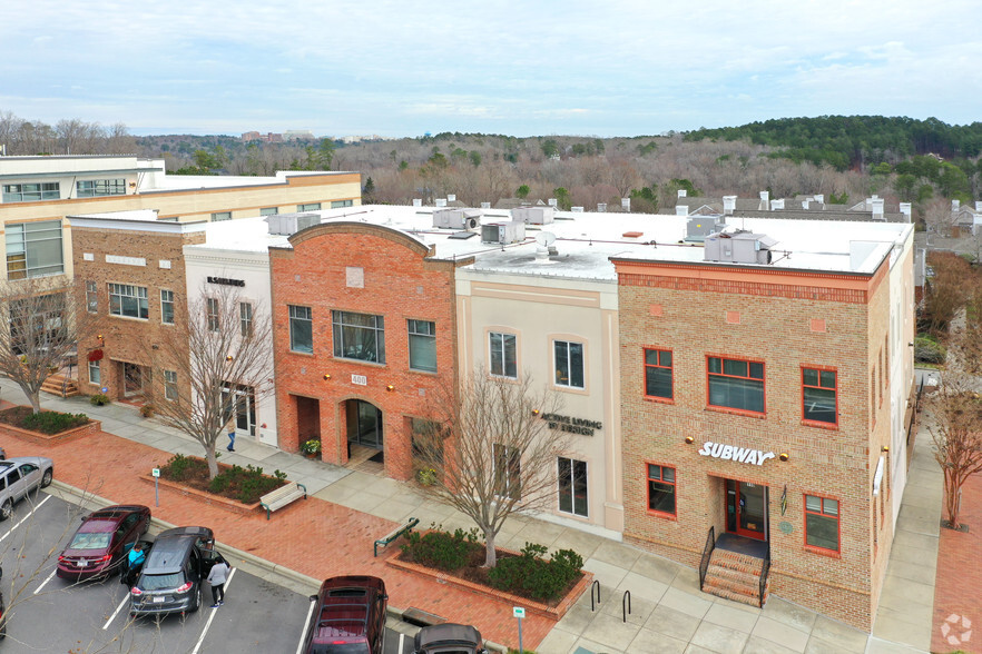 400 Market St, Chapel Hill, NC for rent - Primary Photo - Image 1 of 24