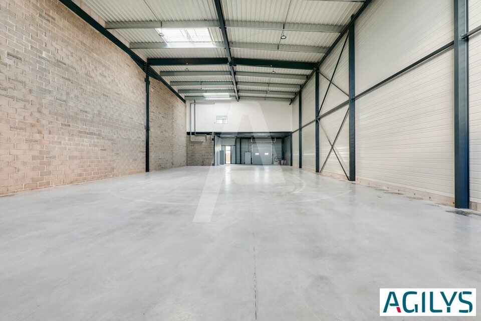 4 Rue Diderot, Saint-Michel-sur-Orge to rent Building Photo- Image 1 of 11