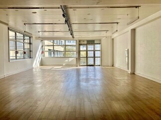 More details for 13 Rue Georges Auric, Paris - Office to Rent