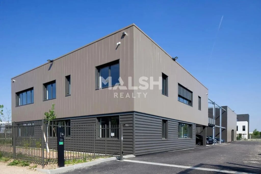 Location Local d'activités 1 032 m² - Photo 1