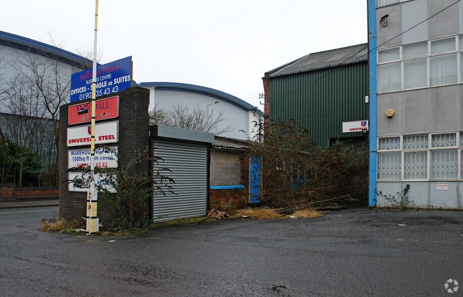 Spring Rd, Wolverhampton for sale - Building Photo - Image 3 of 3