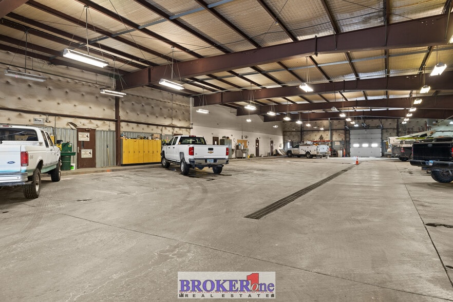 300 N Walsh Dr, Casper, WY to rent - Interior Photo - Image 3 of 22