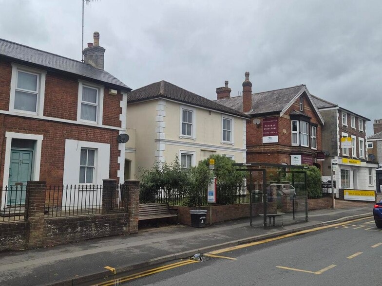 128-130 London Rd, Southborough for sale - Building Photo - Image 3 of 3