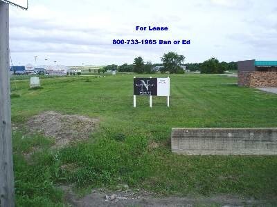 949 Hawkeye Ave SE, Le Mars, IA for sale - Primary Photo - Image 1 of 1