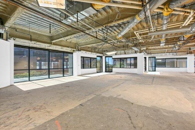 3070 Bristol St, Costa Mesa, CA to rent Interior Photo- Image 1 of 10