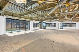 3070 Bristol St, Costa Mesa, CA to rent Interior Photo- Image 1 of 10