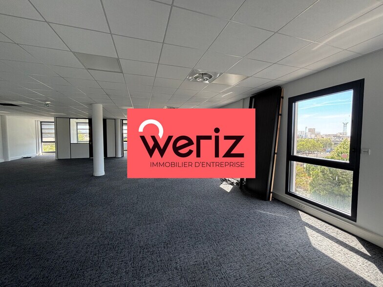 Office in Marseille to rent - Interior Photo - Image 2 of 4