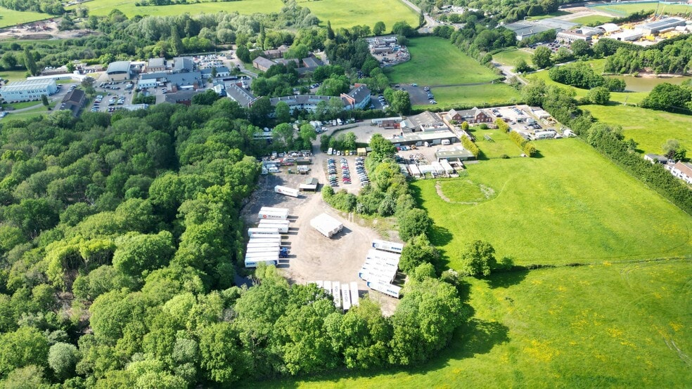 Oxford Rd, Ryton On Dunsmore for sale - Building Photo - Image 3 of 9