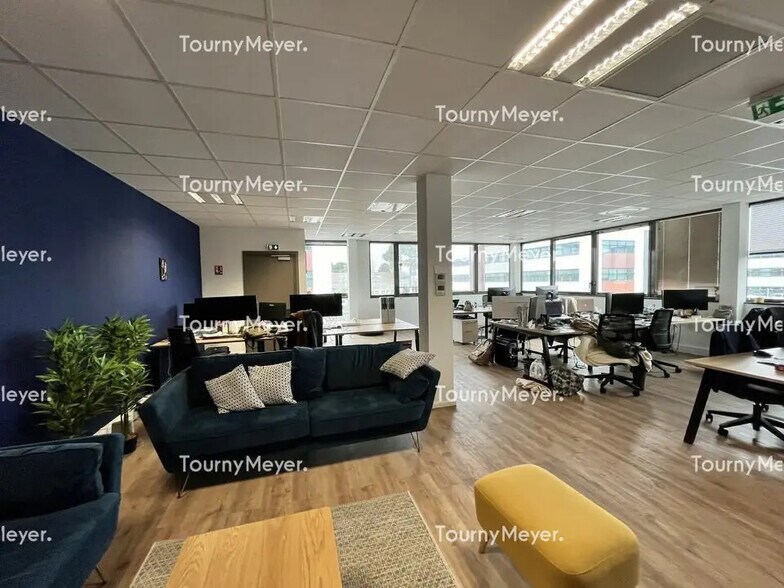 Office in Pessac to rent - Interior Photo - Image 3 of 7