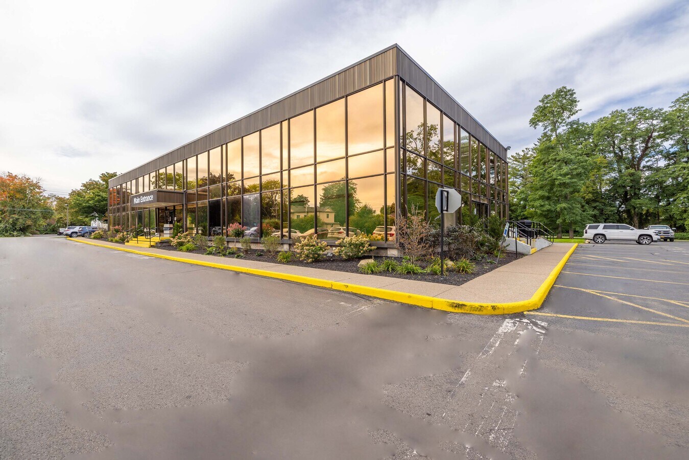 80 West Ave, Brockport 14420 OfficeMedical for Rent UK