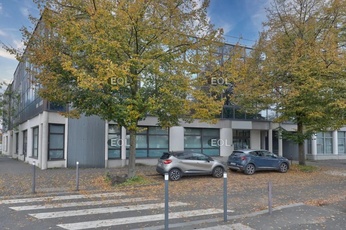 Office in Bonneuil-sur-Marne to rent Building Photo- Image 1 of 7
