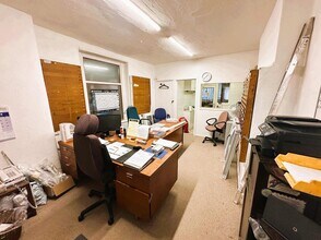 270 Mitcham Rd, London to rent Interior Photo- Image 2 of 6