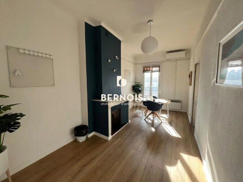 Office in Toulon to rent - Building Photo - Image 2 of 12