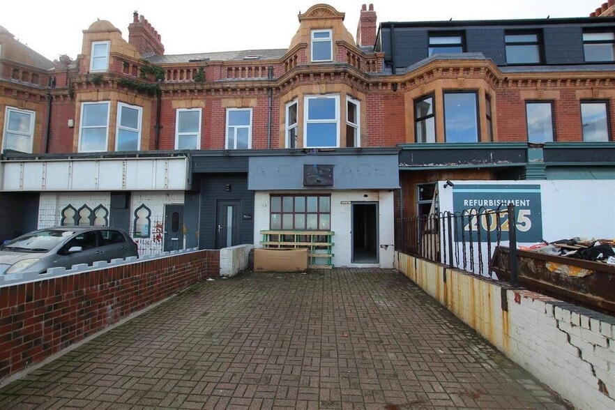 12-17 East Parade, Whitley Bay to rent - Building Photo - Image 2 of 10