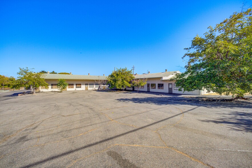 2432 Spring St, Paso Robles, CA for sale - Building Photo - Image 3 of 70