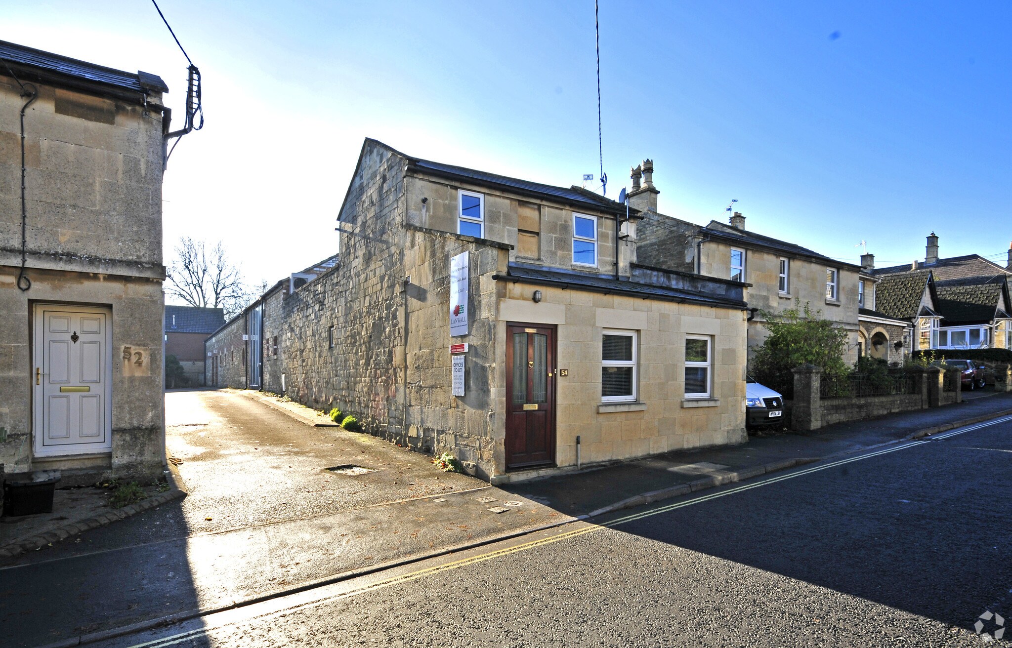 56 Pickwick Rd, Corsham for sale Primary Photo- Image 1 of 1