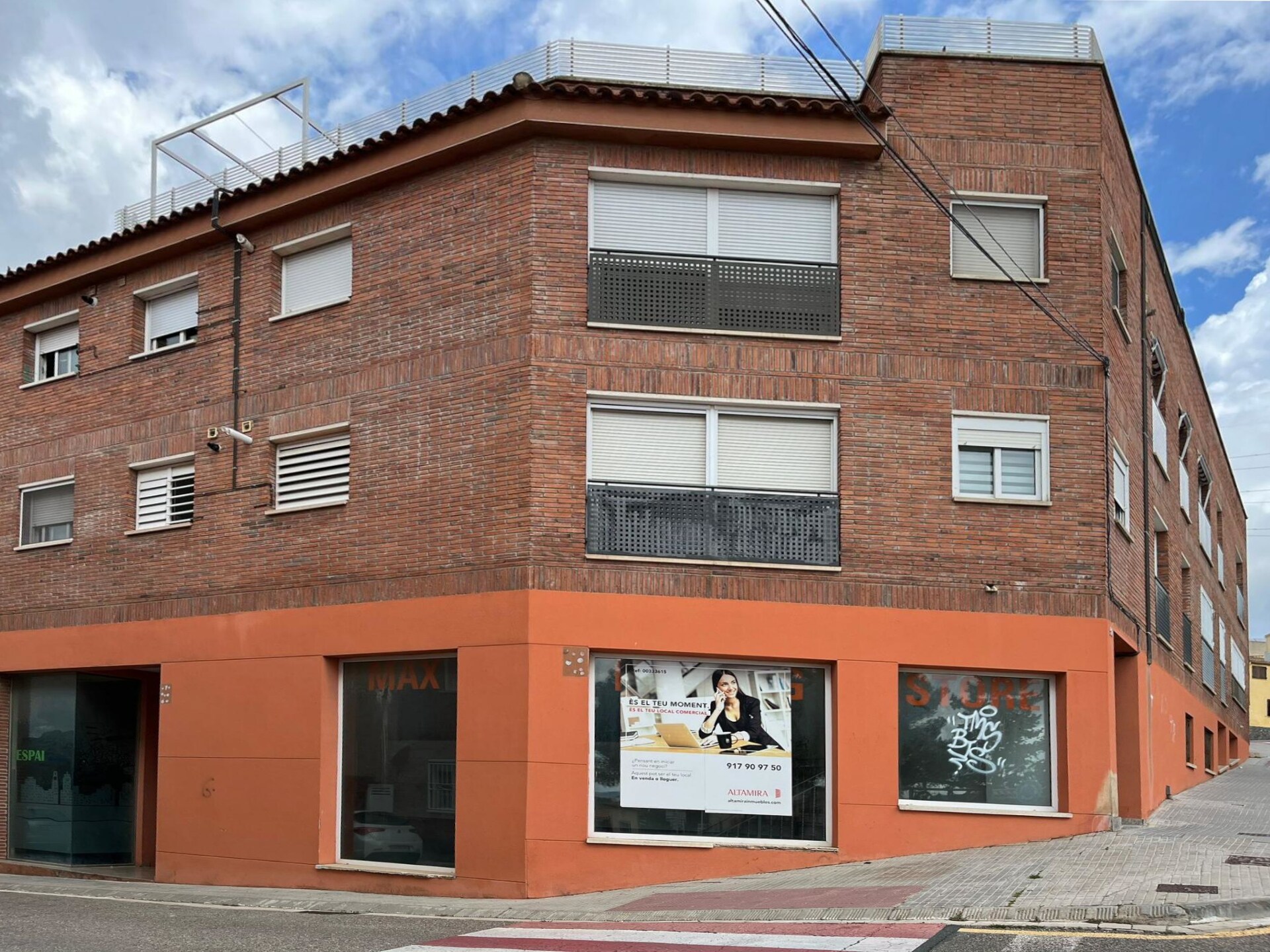 Build-to-Rent in Masquefa, Barcelona for sale Primary Photo- Image 1 of 5