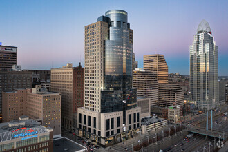 312 Walnut St, Cincinnati, OH for rent Building Photo- Image 1 of 12