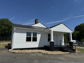 1311 S Murray Ave, Anderson, SC for rent Building Photo- Image 1 of 17