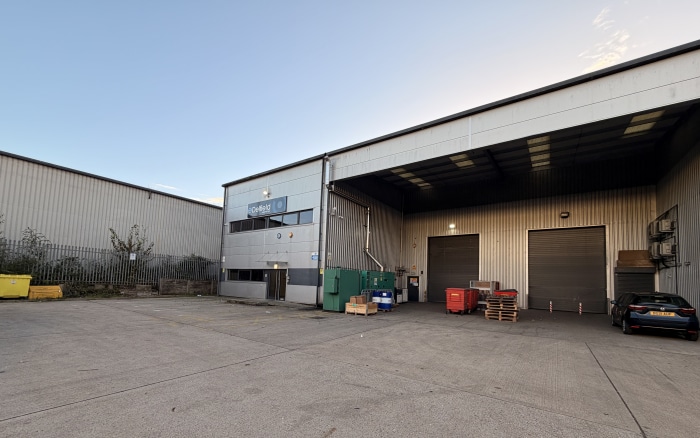 Stonefield Way, Ruislip to rent Building Photo- Image 1 of 1