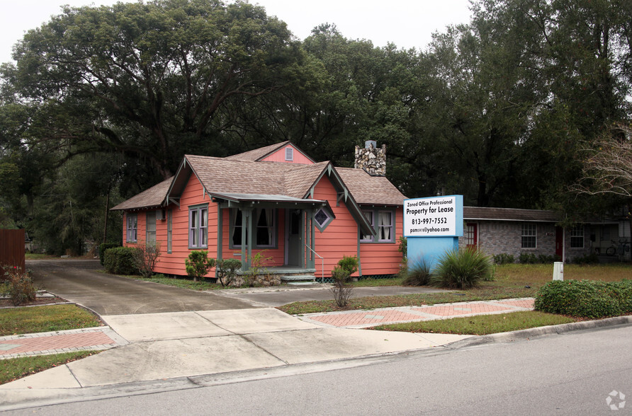 38141 5th Ave, Zephyrhills, FL for rent - Primary Photo - Image 1 of 2