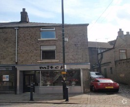 8 Deardengate, Haslingden for sale Primary Photo- Image 1 of 2