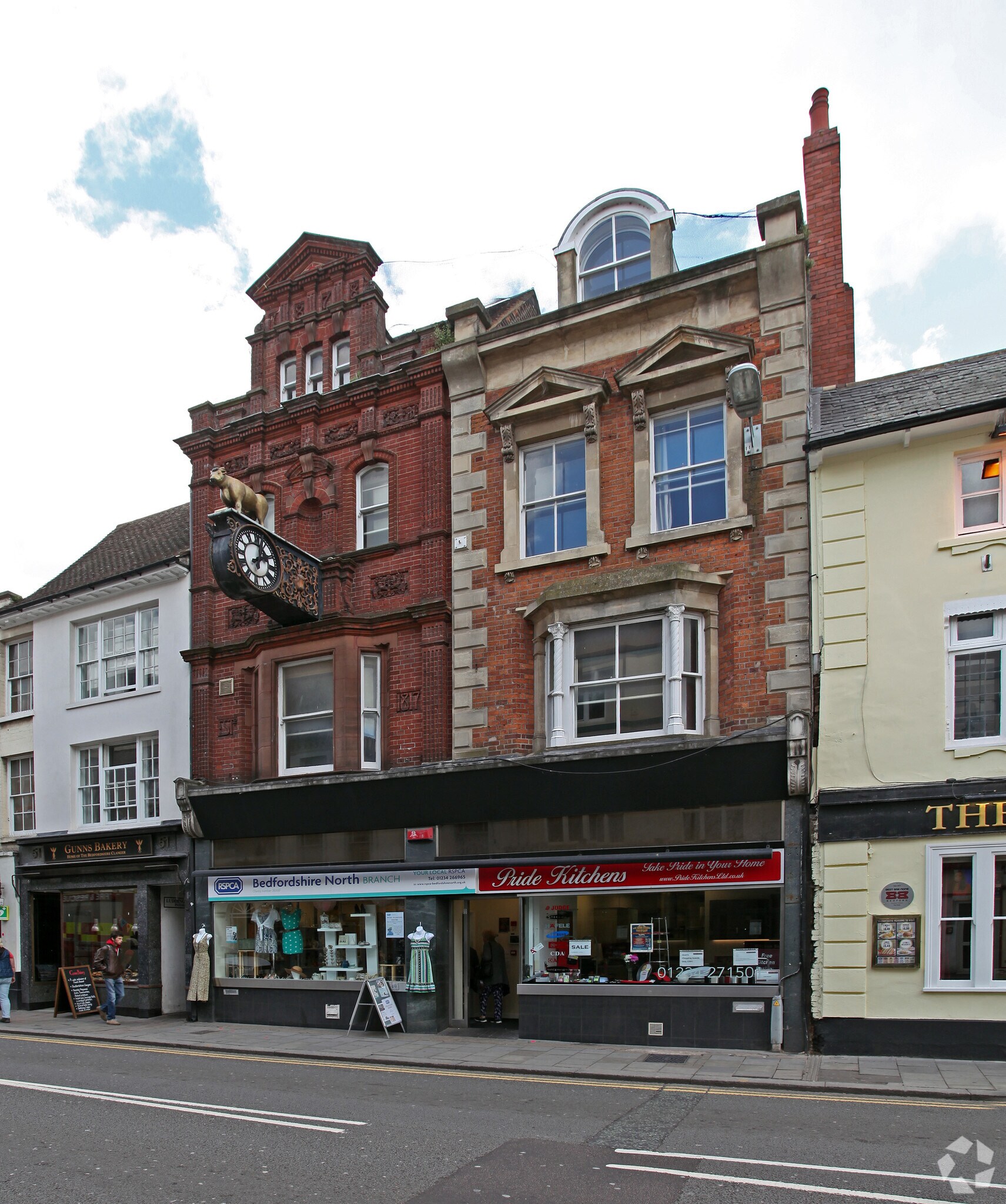 47-49 High St, Bedford for sale Primary Photo- Image 1 of 1