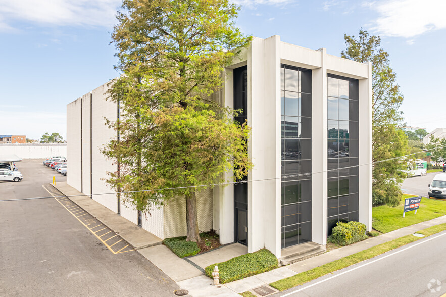 3545 N I-10 Service Rd, Metairie, LA for sale - Building Photo - Image 2 of 4