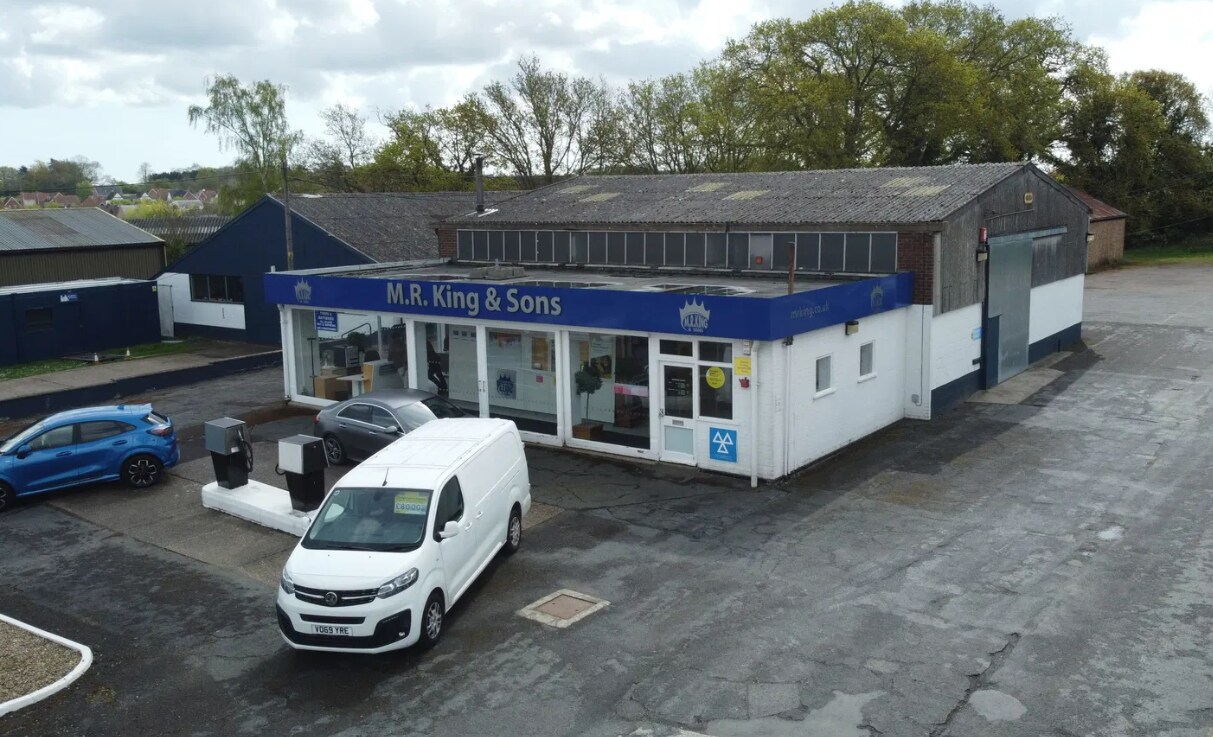 3 St. Johns Rd, Saxmundham for sale Primary Photo- Image 1 of 1