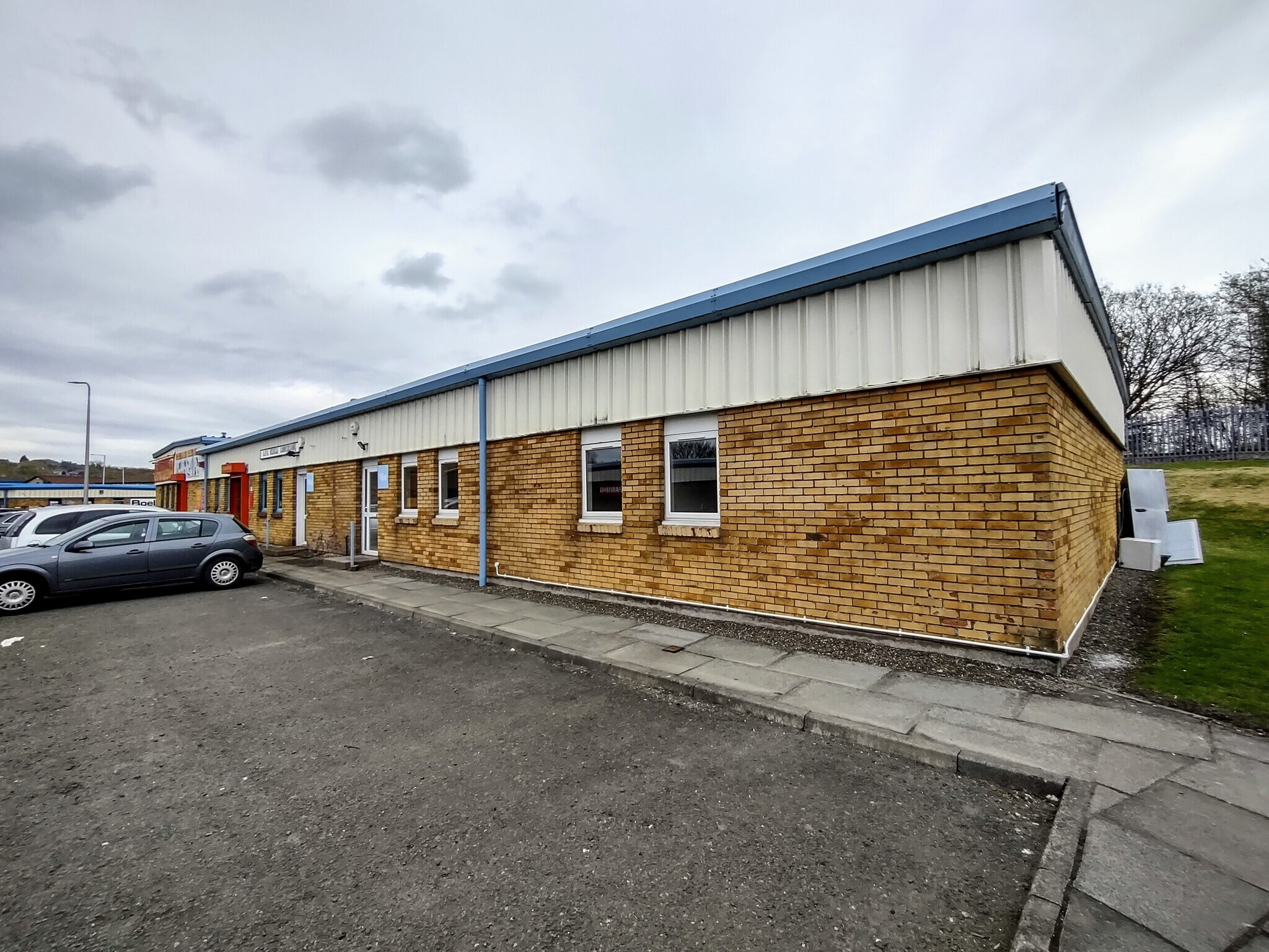 50 Dickson St, Dunfermline to rent Building Photo- Image 1 of 4
