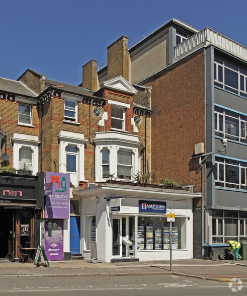 20-20B The Mall, London to rent - Primary Photo - Image 1 of 6