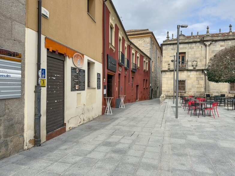 Retail in Ávila, Ávila to rent - Building Photo - Image 3 of 4