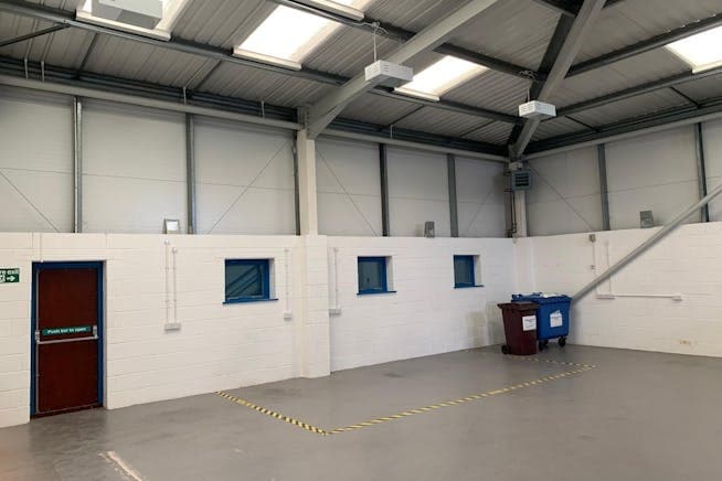 Witney Rd, Poole, DOR BH17 0GP - Unit 1 -  - Interior Photo - Image 1 of 4