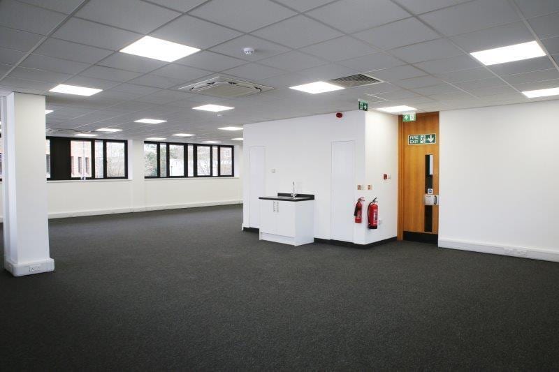 1 Crown St, Ipswich to rent - Interior Photo - Image 2 of 5