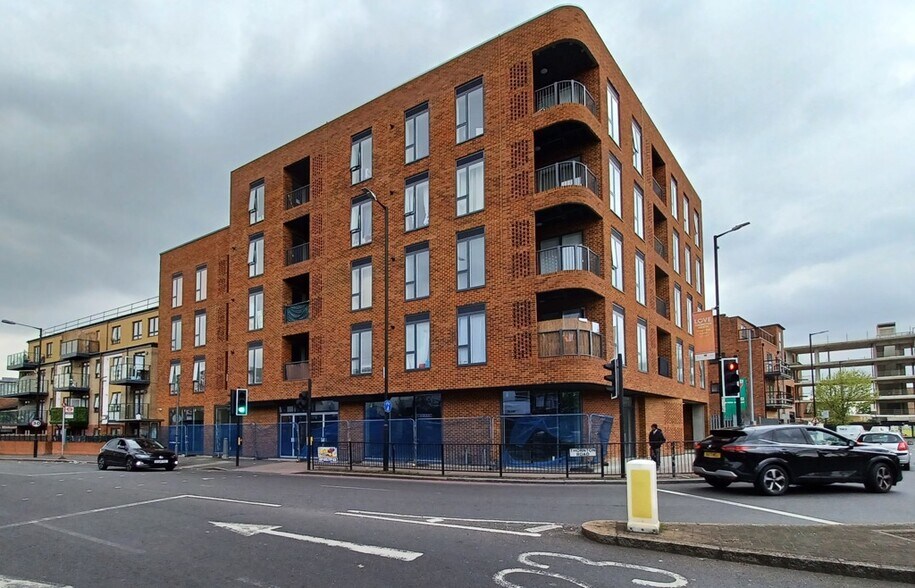 Thornton Rd, Thornton Heath for sale - Primary Photo - Image 1 of 3