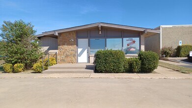 2620 Yonkers St, Plainview, TX for sale Building Photo- Image 1 of 29