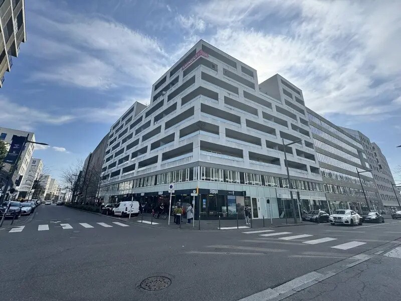 Location Bureaux 220 m² - Photo 1