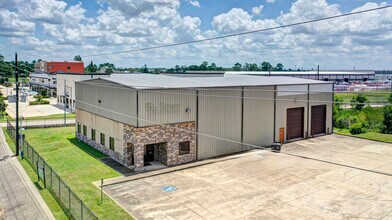 828 Fm 1960 Rd, Houston, TX for rent Building Photo- Image 1 of 10