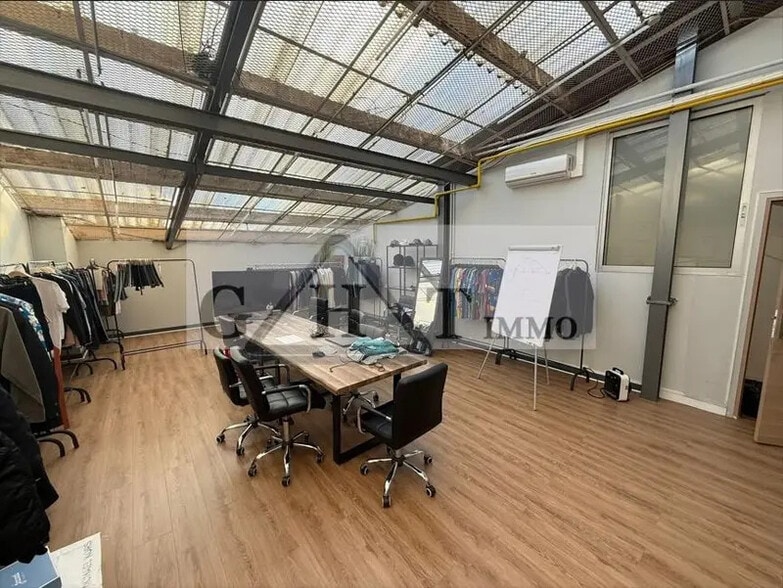 Office in Montreuil for sale - Interior Photo - Image 3 of 3