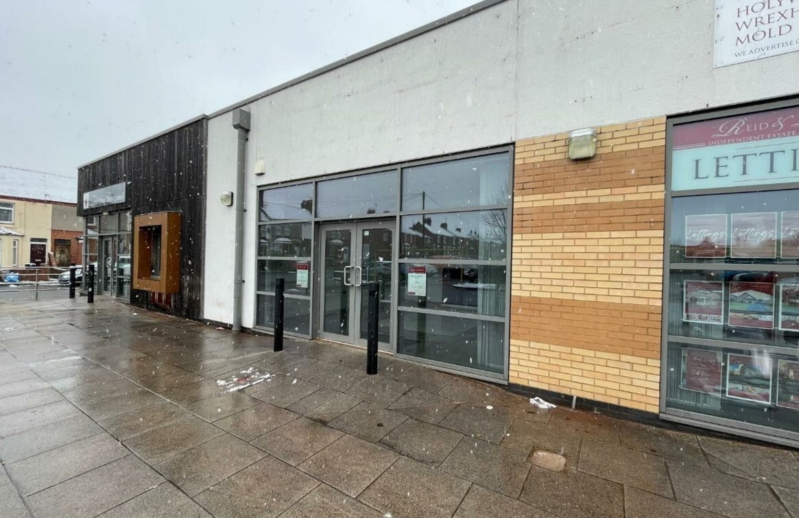 1-4 Fron Rd, Deeside for sale Primary Photo- Image 1 of 1