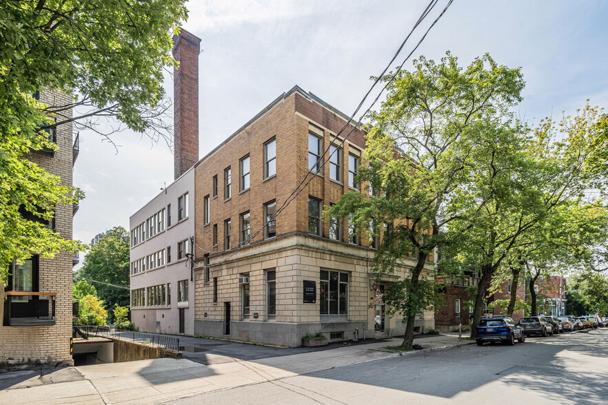 1124 Rue Marie-Anne E, Montréal, QC for rent - Building Photo - Image 2 of 6