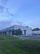 3350 Ulmerton Rd, Clearwater, FL for rent Building Photo- Image 1 of 4