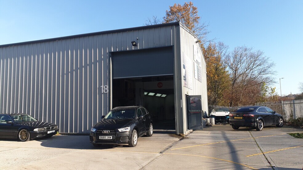 Pipps Hill Industrial Estate, Basildon, SS14 3FT UK